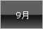 9��