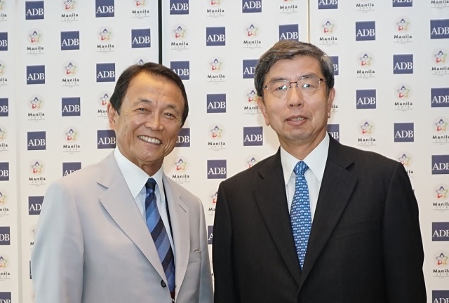Photo:Finance Minister Taro Aso met with ADB President Takehio Nakao.(May 4,2018)