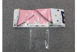 （風船を広げている様子）の写真