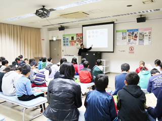 工場見学（ビデオルーム）