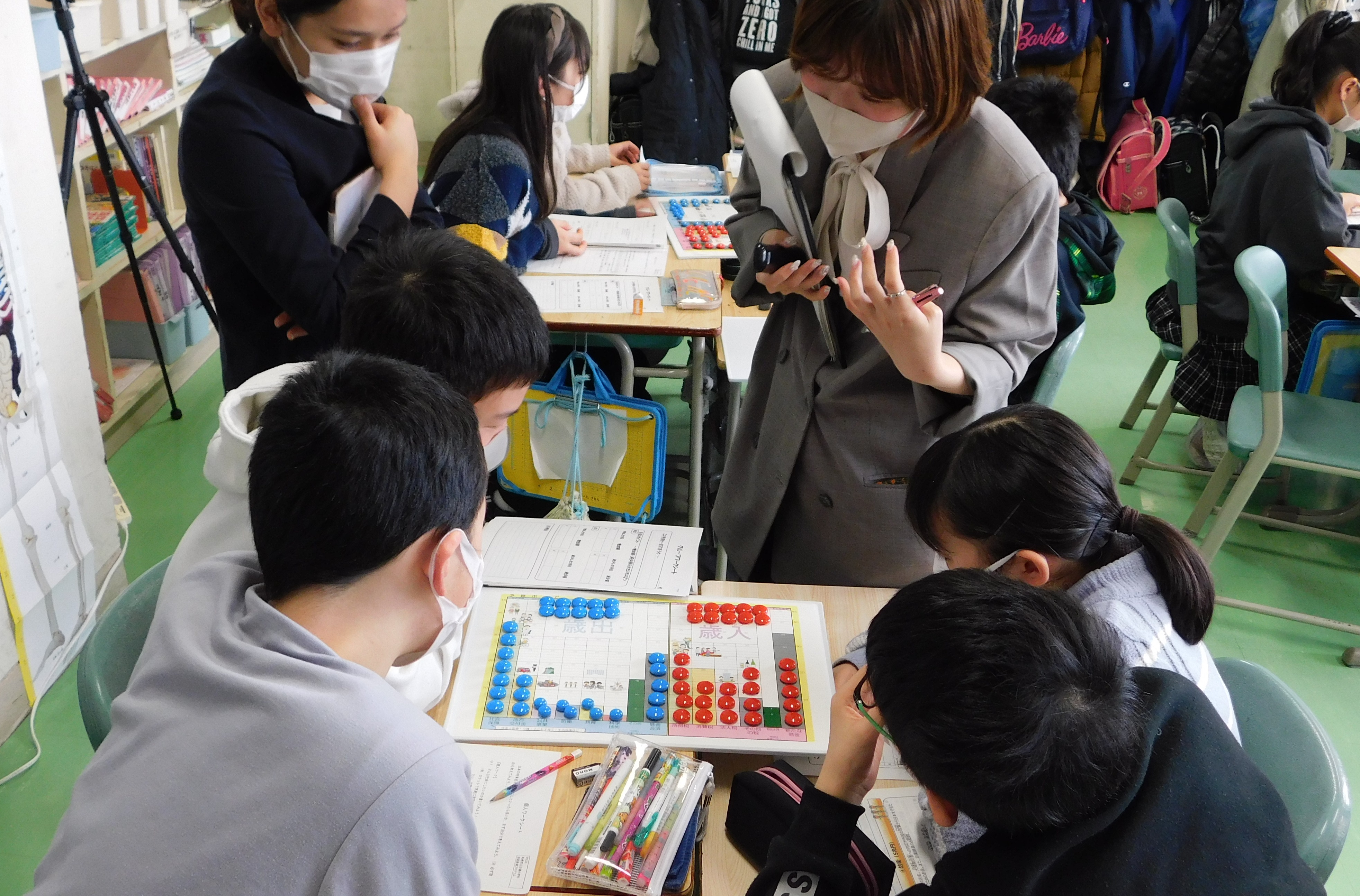 グループワークの様子（札幌市立白楊小学校）