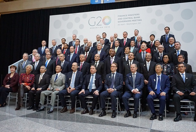 G20財務大臣・中央銀行総裁会議のファミリーフォトの写真